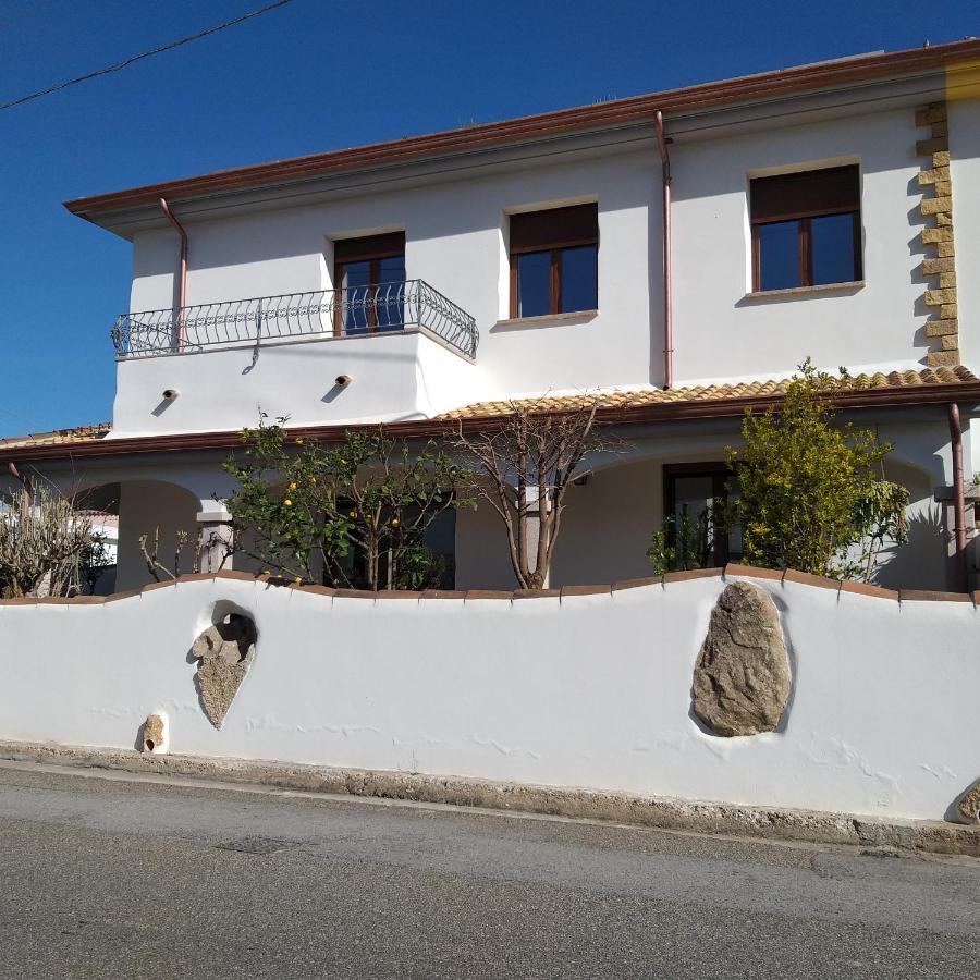 Casa Vacanze Fenu Irgoli ภายนอก รูปภาพ